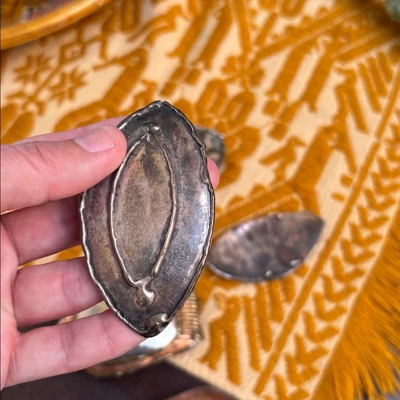 Lot of 5 Handmade Metal Belt Buckles and 3 Woven Sashes - Picture 11 of 12